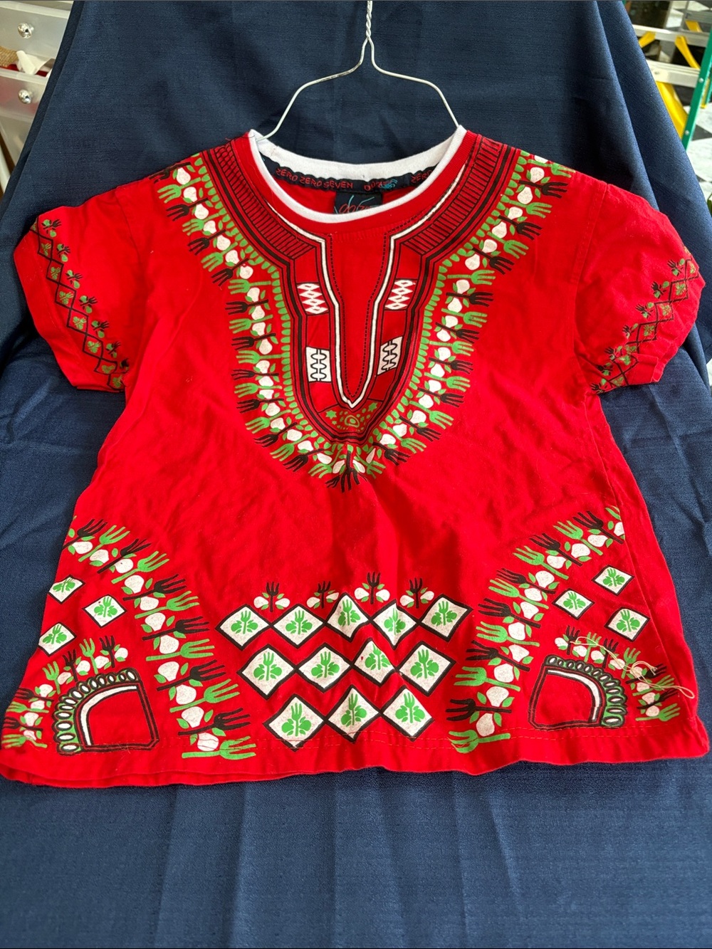 OO7 Red Tribal Print Short-Sleeve Top • Small/Medium